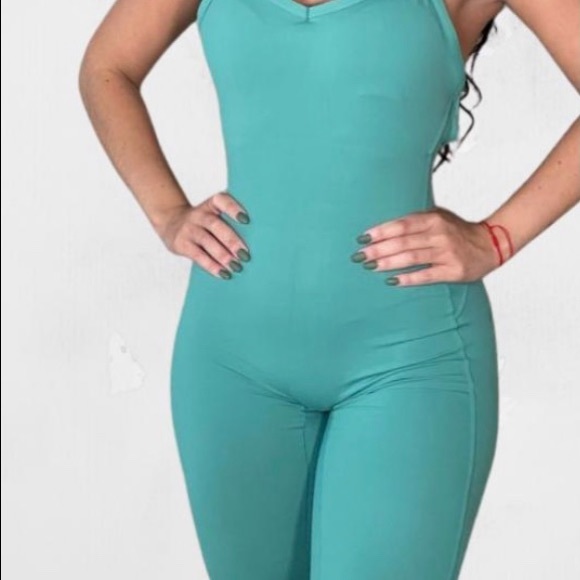 Jumpsuits - Picture 7 of 8